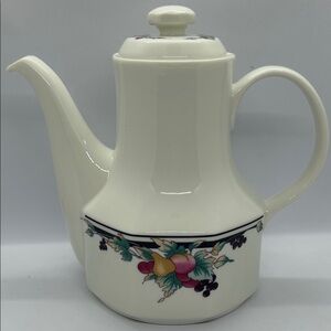 Vtg Royal Doulton Autumn's Glory Teapot LS 1086 Fine China Made in England 1991